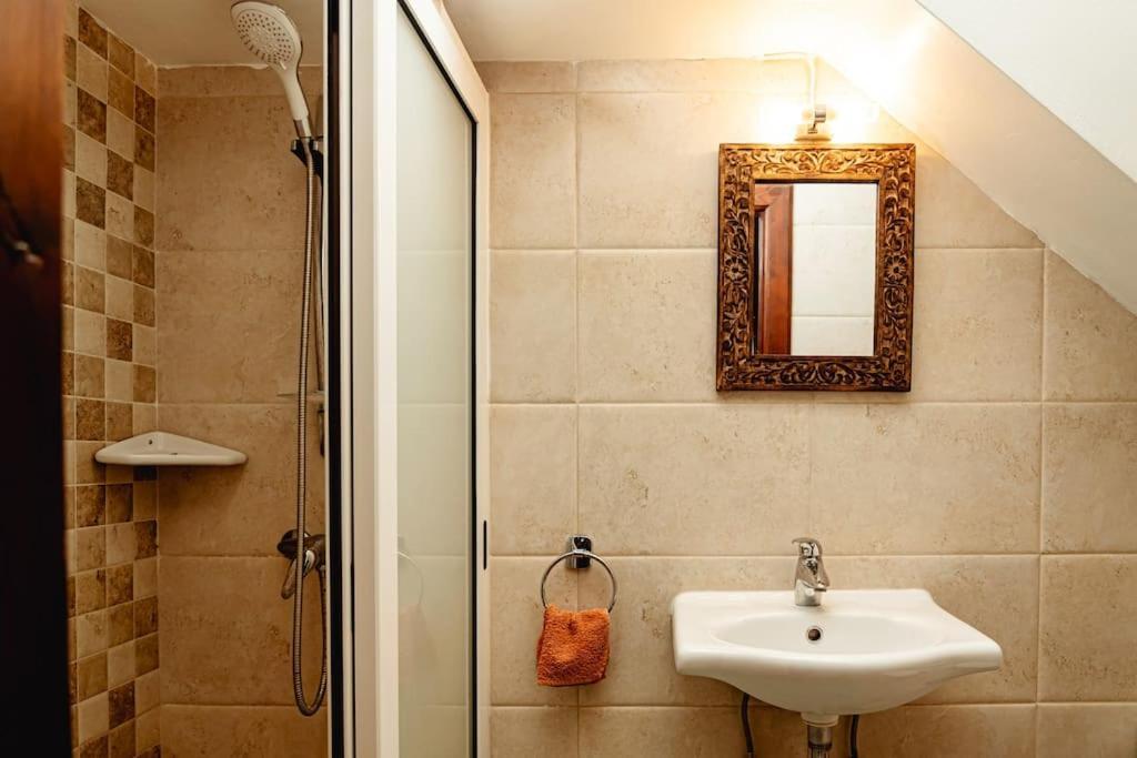 Enchanting 2Bdr Townhouse In Valletta Centre! Exterior foto